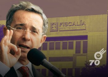 El fiscal responsable del caso de Álvaro Uribe Vélez renuncia por razones personales, en un momento clave del procedimiento.