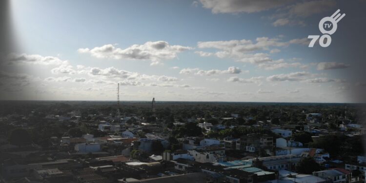 La Alcaldía de Arauca intensifica los trámites de titulación de tierras, con 50 de 75 títulos ya en proceso, facilitando acceso a programas de vivienda.