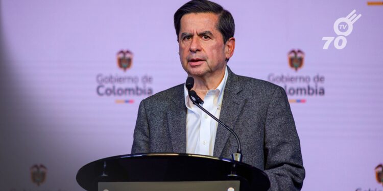 El ministro del Interior, Juan Fernando Cristo, encabezará un consejo de seguridad en Tame para analizar acciones frente a la violencia guerrillera en la región.