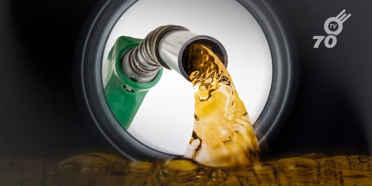 Transportadores inician protestas en Colombia por aumento del ACPM. Gobierno enfrenta bloqueos en varias regiones del país.