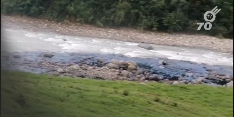 El oleoducto Caño Limón-Coveñas sufre su atentado número 27 desde agosto, afectando a las comunidades y al medioambiente.