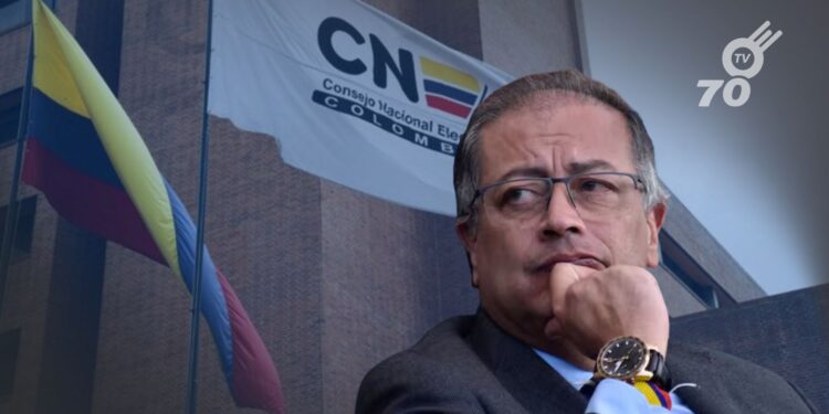 El CNE aplazó hasta el 30 de septiembre la votación para decidir si formula cargos a la campaña de Gustavo Petro por violación de topes electorales.