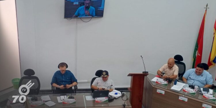 El Concejo de Arauca aprobó una inversión de más de 11.000 millones de pesos en 13 proyectos, incluyendo reparaciones viales, seguridad y fortalecimiento del PAE.