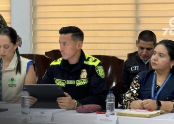 Policía de Arauca captura a seis integrantes del ELN y desarticula una banda de tráfico de armas y drogas. Se fortalecen acciones para mejorar la seguridad.