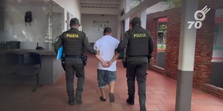 Policía captura a uno de los más buscados en Arauca, Jesús Antonio Pérez Hinojosa, por delitos de acceso carnal abusivo y pornografía infantil.