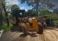La Alcaldía de Arauca intervino la vía de acceso al sector El Refugio con material transportado desde Tame. Se donaron diez volquetas para los trabajos.