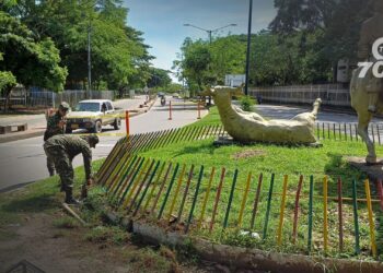 El alcalde de Arauca y Emserpa avanzan en el mantenimiento y embellecimiento de monumentos históricos de la ciudad.