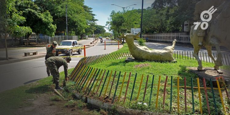 El alcalde de Arauca y Emserpa avanzan en el mantenimiento y embellecimiento de monumentos históricos de la ciudad.