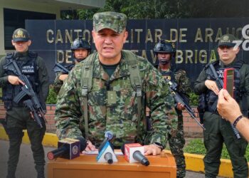 El Ejército Nacional reporta incidentes de seguridad, bloqueos y refuerzos en Arauca, además de nuevas medidas para garantizar la tranquilidad.