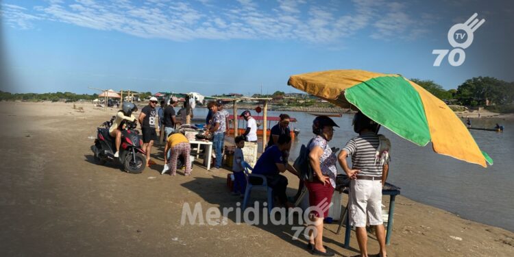 Operativo en el Río Arauca incautó 50 kg de pescados fuera de norma y los donó a Cáritas Arauca para apoyar comunidades vulnerables.