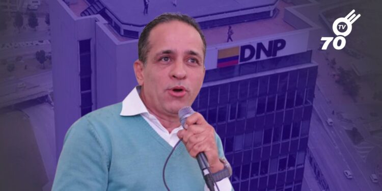 Alexander López presentó su renuncia al DNP, sumándose a los recientes cambios en el gabinete del presidente Gustavo Petro.