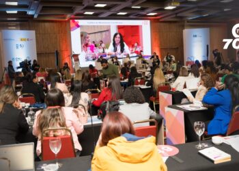 ONU Mujeres señala que la violencia de género y la baja participación política siguen afectando a las mujeres en Colombia