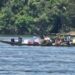 Armada de Colombia rescató a diez personas a la deriva en el río Negro, Guainía