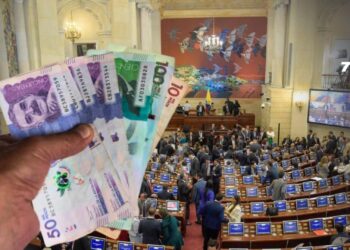 Gobierno fija aumento salarial del 7% para empleados del Congreso en 2026