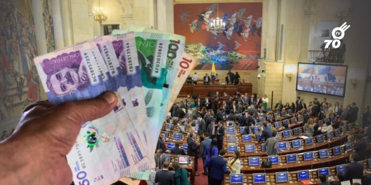 Gobierno fija aumento salarial del 7% para empleados del Congreso en 2026