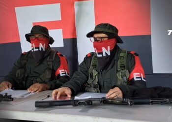 ELN anuncia “juicio revolucionario” y prolonga cautiverio de agentes del CTI y de la Policía en Arauca
