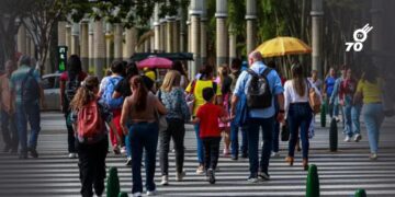 Uno de cada cuatro colombianos considera que la salud es el principal problema del país, según estudio