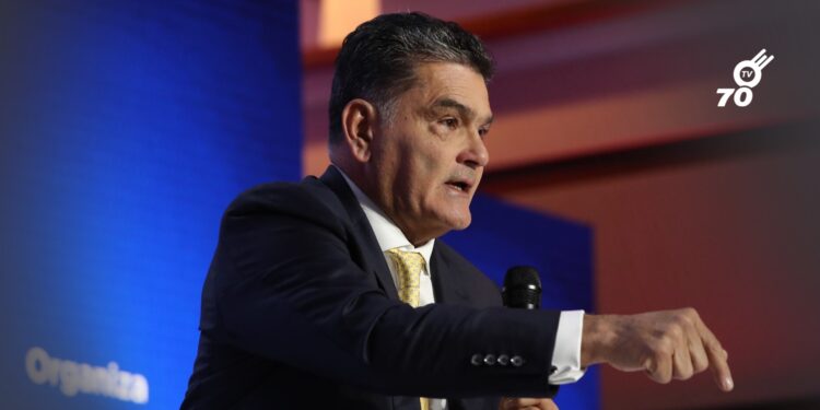 Procurador pidió a funcionarios abstenerse de participar en política