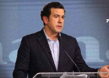 Rodrigo Lara denunció que gobierno saliente estaría gestionando a última hora $75.000 millones para ayudas aeronáuticas en Arauca