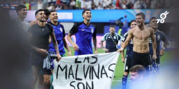 Inglaterra pide a la FIFA investigar a Argentina por la bandera de las Malvinas