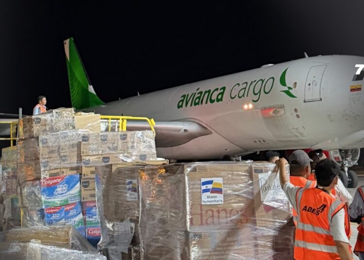 Colombia recibió ayuda humanitaria de El Salvador y México para atender la emergencia por el terremoto