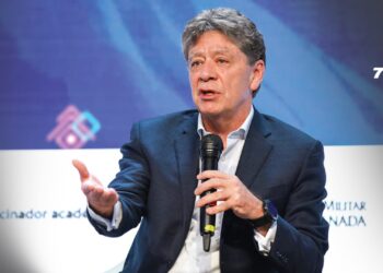 Bruce Mac Master deja la presidencia de la ANDI después de 13 años al frente del gremio
